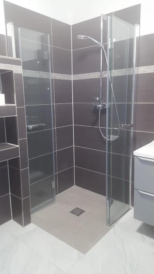 Fully Equipped Apartment 3 Rooms 5 Bed Hamburg Eksteriør bilde