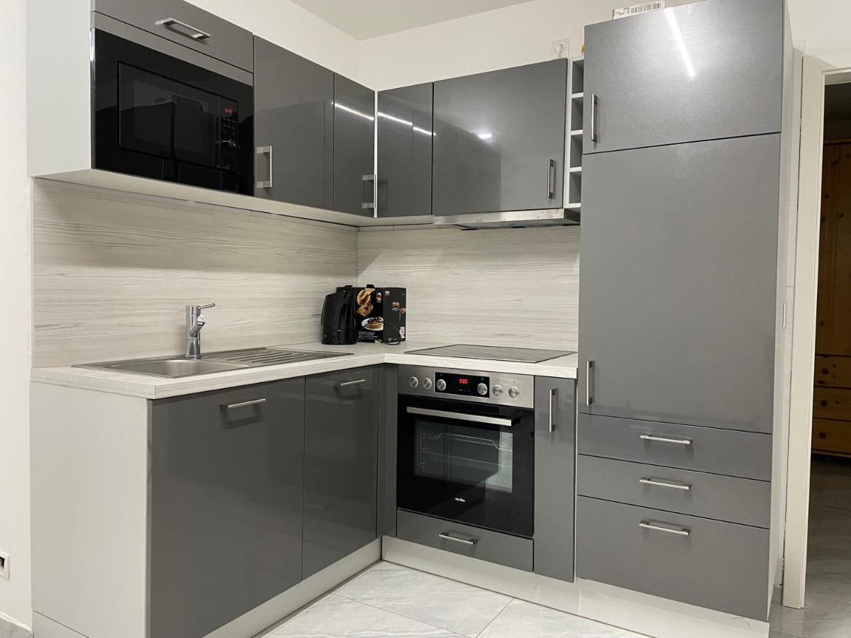 Fully Equipped Apartment 3 Rooms 5 Bed Hamburg Eksteriør bilde