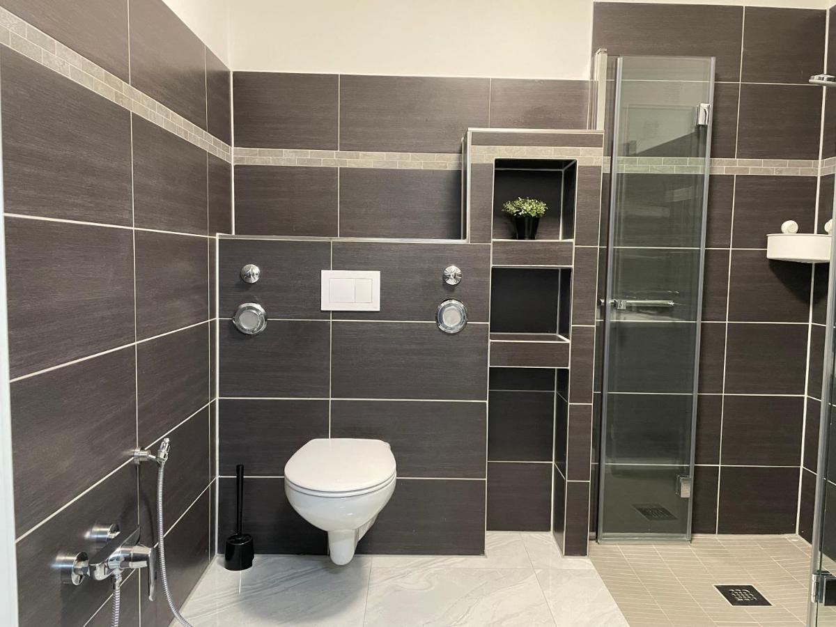 Fully Equipped Apartment 3 Rooms 5 Bed Hamburg Eksteriør bilde